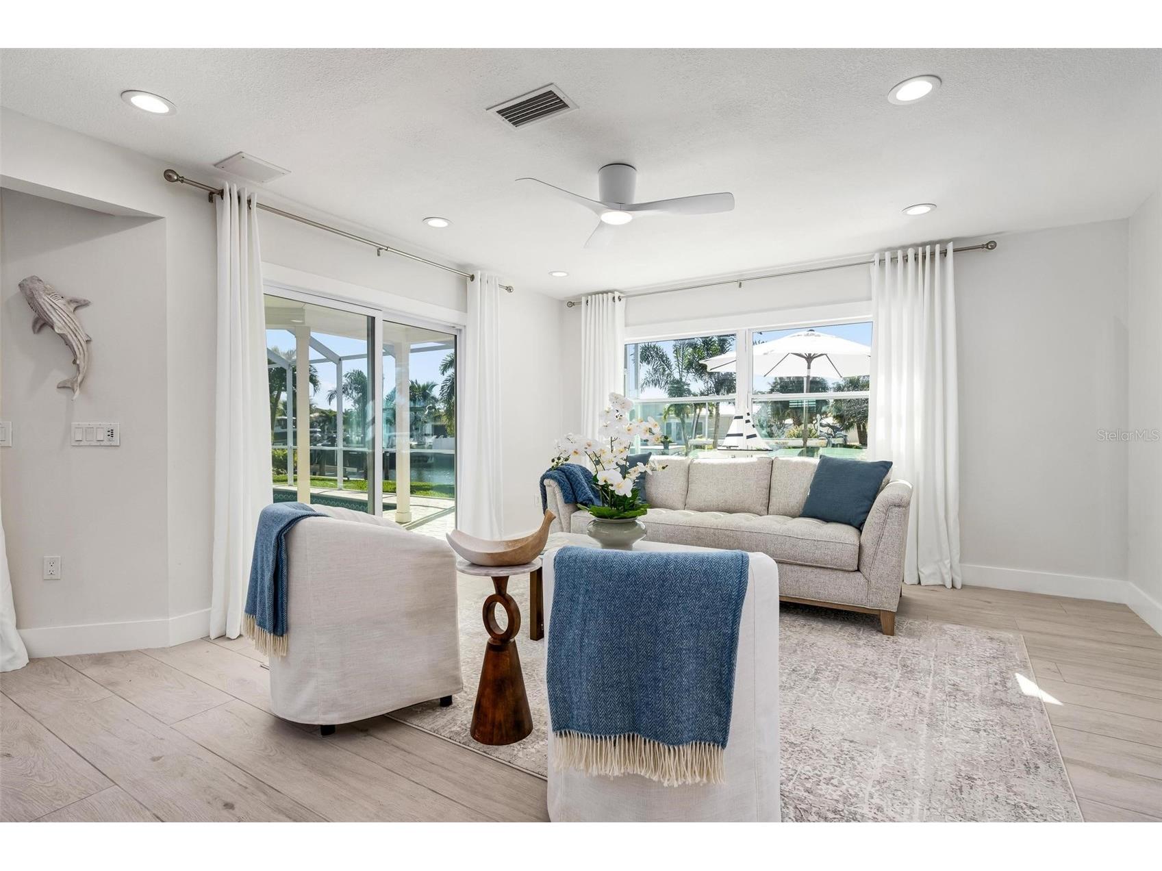616 Foxworth Lane Holmes Beach FL 34217 A4677576 image36