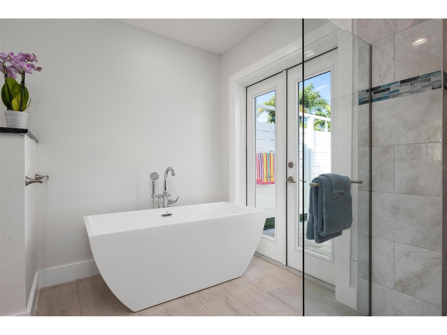 616 Foxworth Lane Holmes Beach FL 34217 A4677576 image45