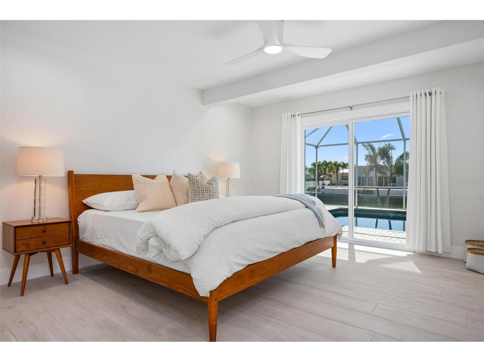 616 Foxworth Lane Holmes Beach FL 34217 A4677576 image54