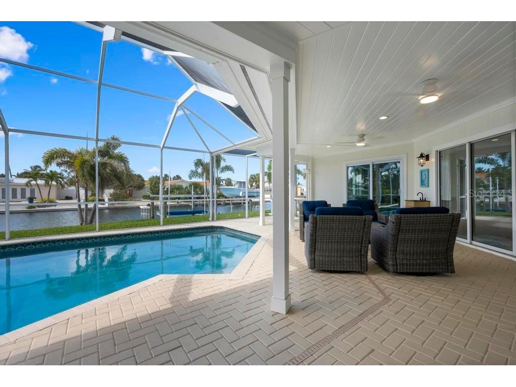 616 Foxworth Lane Holmes Beach FL 34217 A4677576 image68