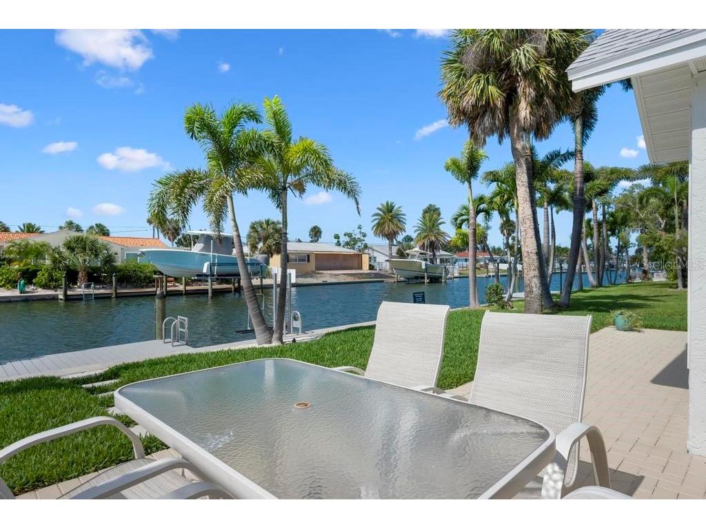 616 Foxworth Lane Holmes Beach FL 34217 A4677576 image72