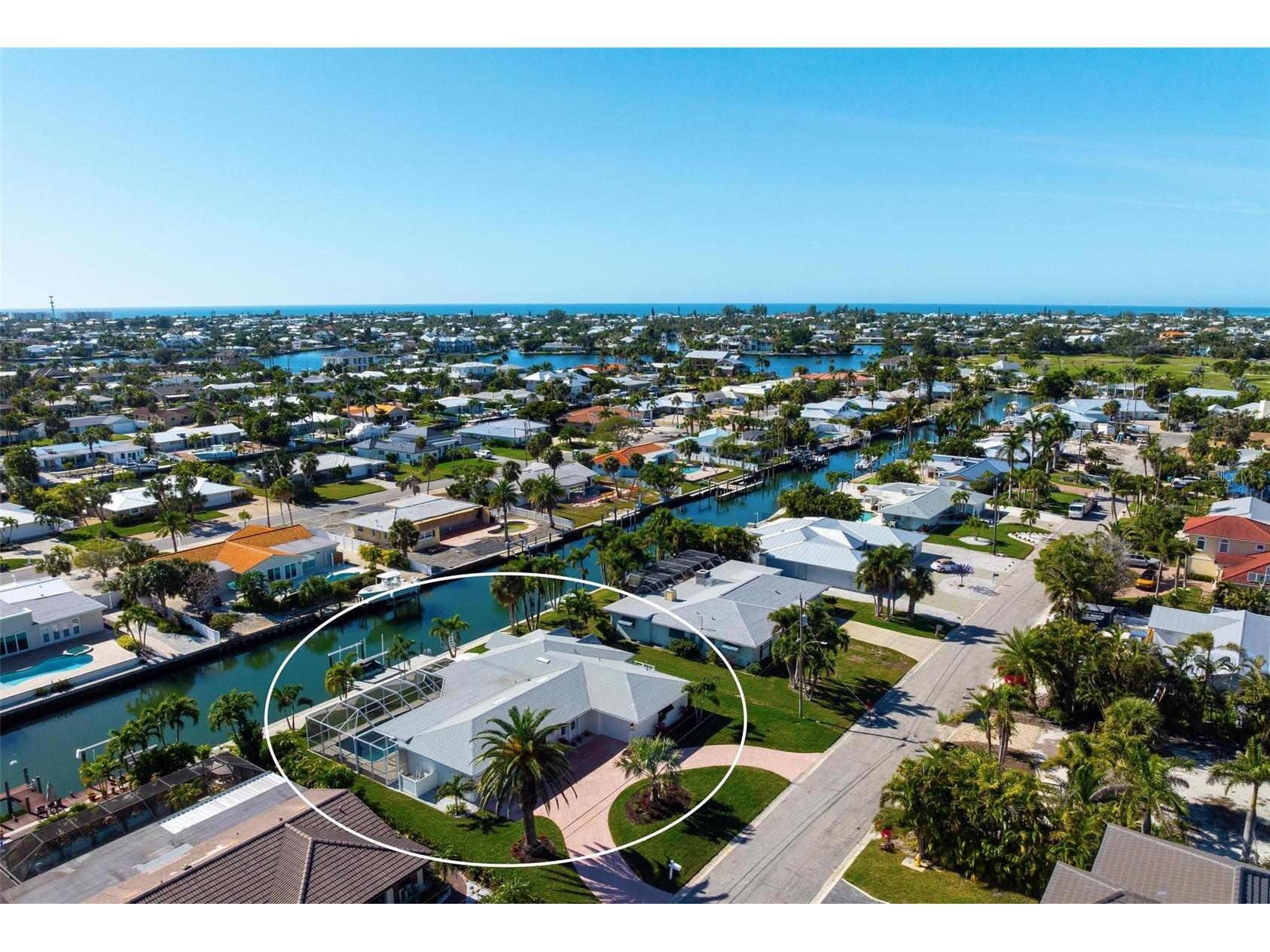 616 Foxworth Lane Holmes Beach FL 34217 A4677576 image93