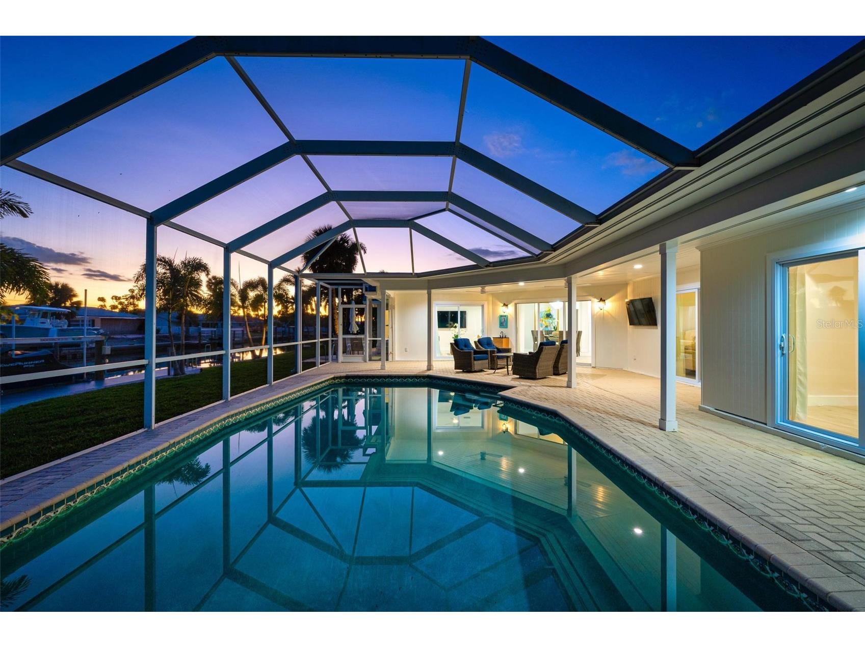 616 Foxworth Lane Holmes Beach FL 34217 A4677576 image95
