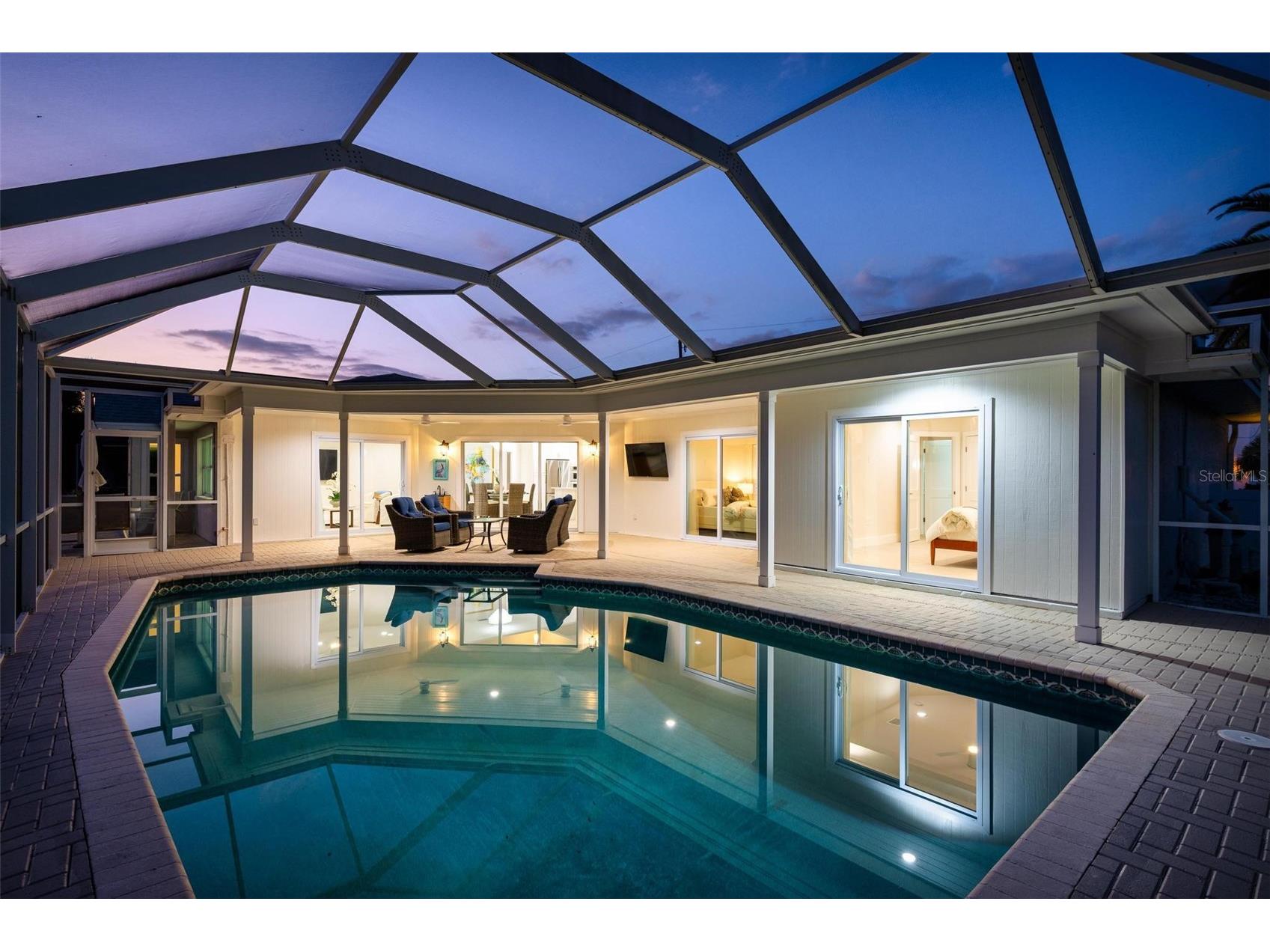 616 Foxworth Lane Holmes Beach FL 34217 A4677576 image96