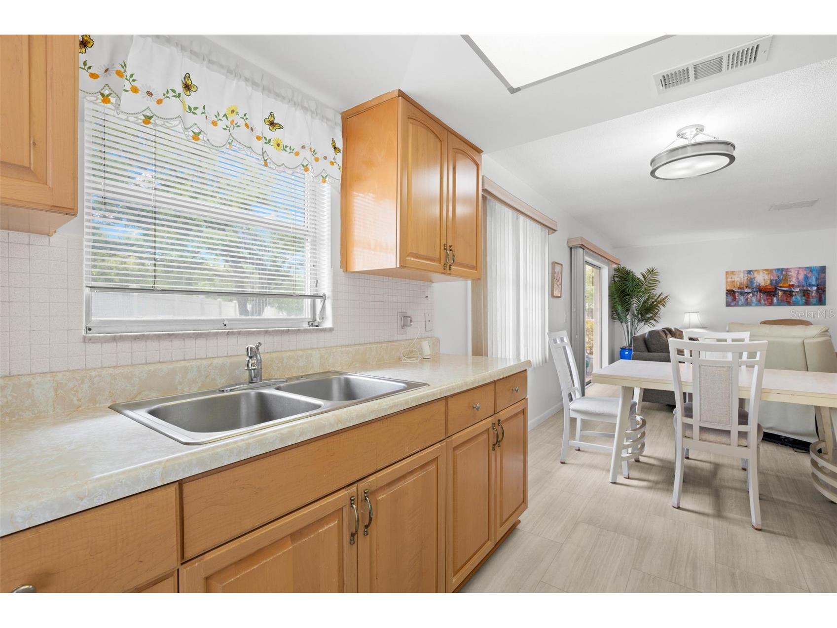 616 Heritage Lane #B Largo FL 33770 TB8496825 image11