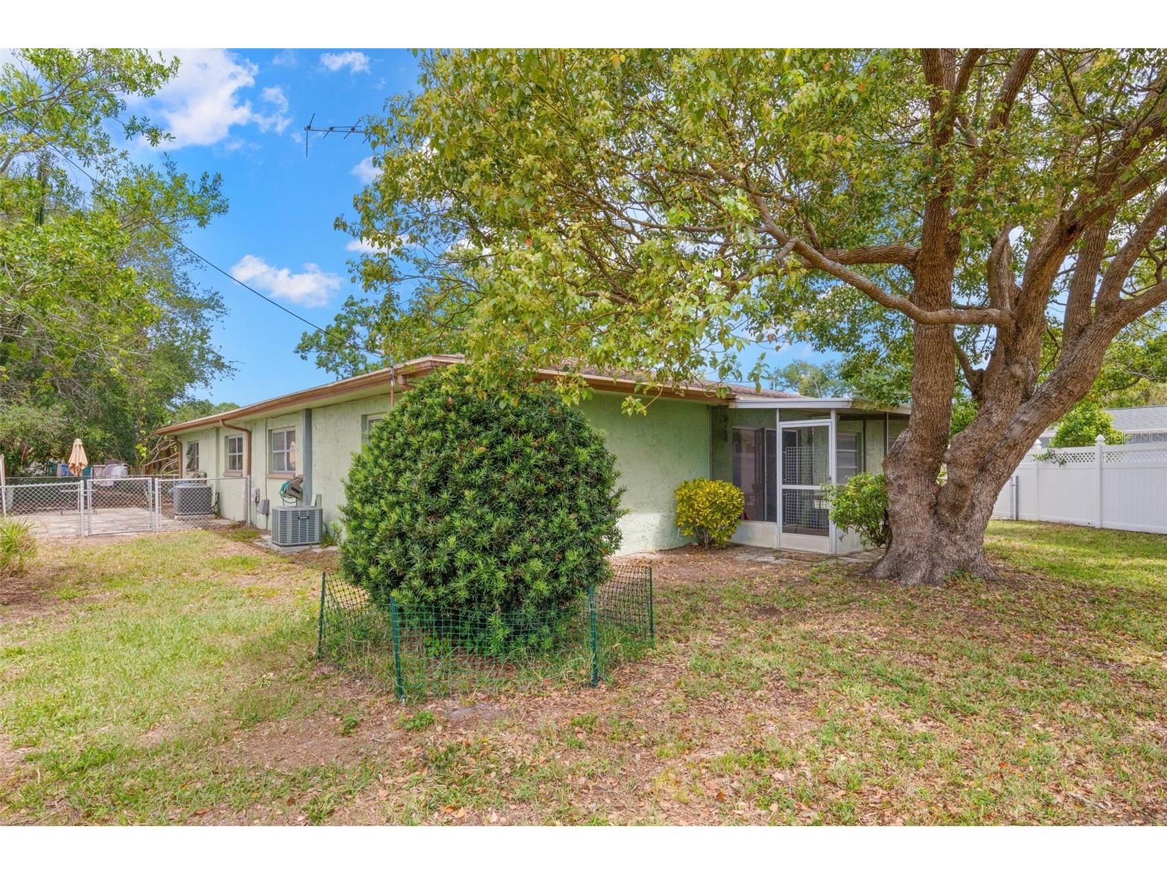 616 Heritage Lane #B Largo FL 33770 TB8496825 image17