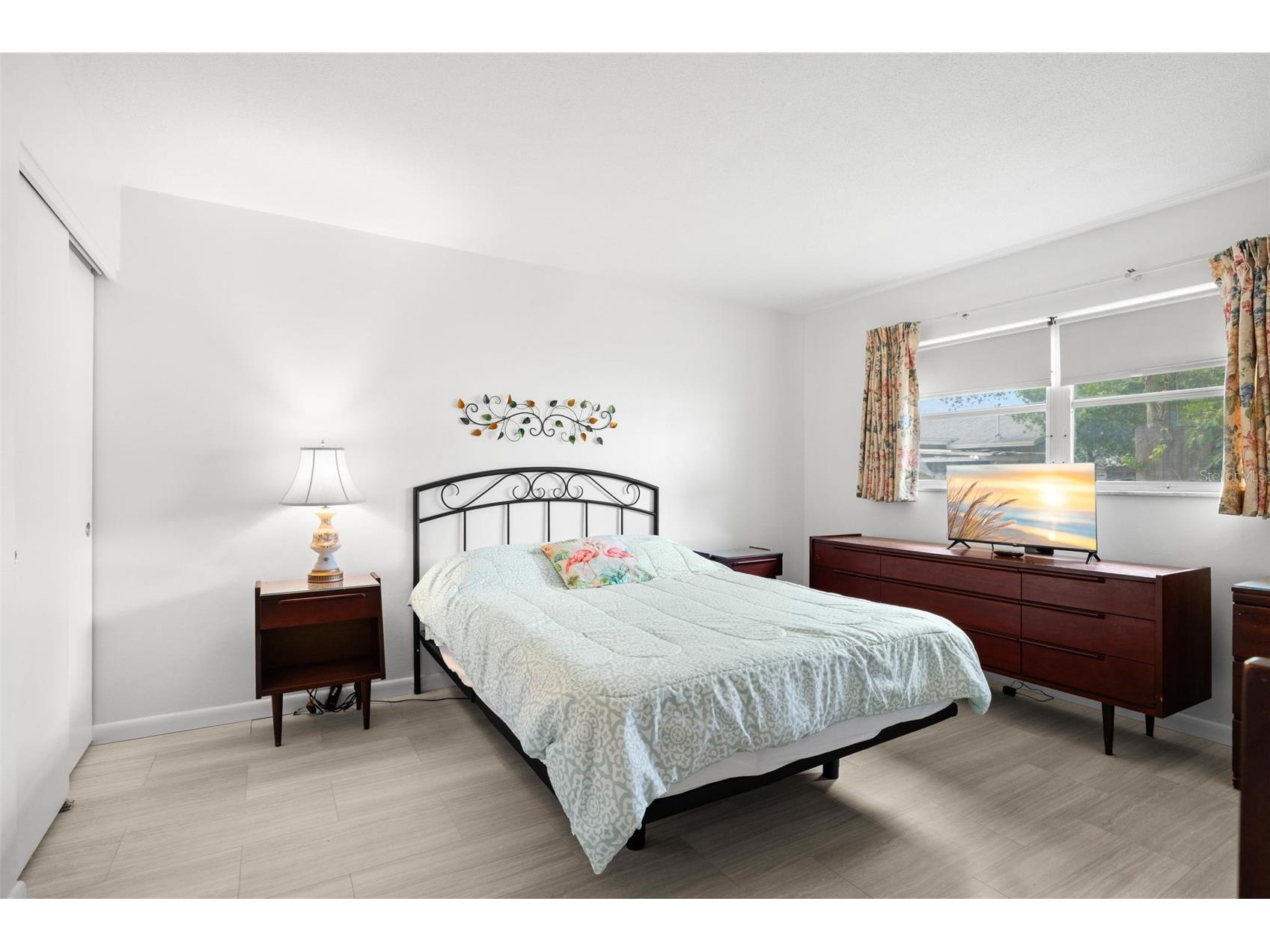 616 Heritage Lane #B Largo FL 33770 TB8496825 image25