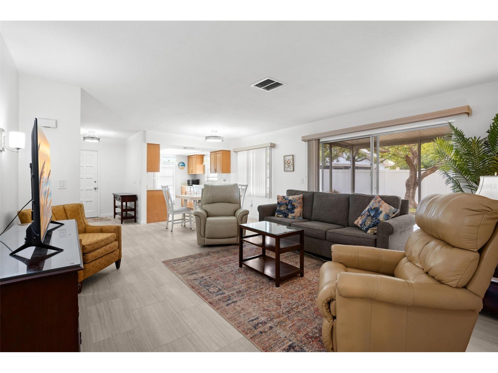 616 Heritage Lane #B Largo FL 33770 TB8496825 image4