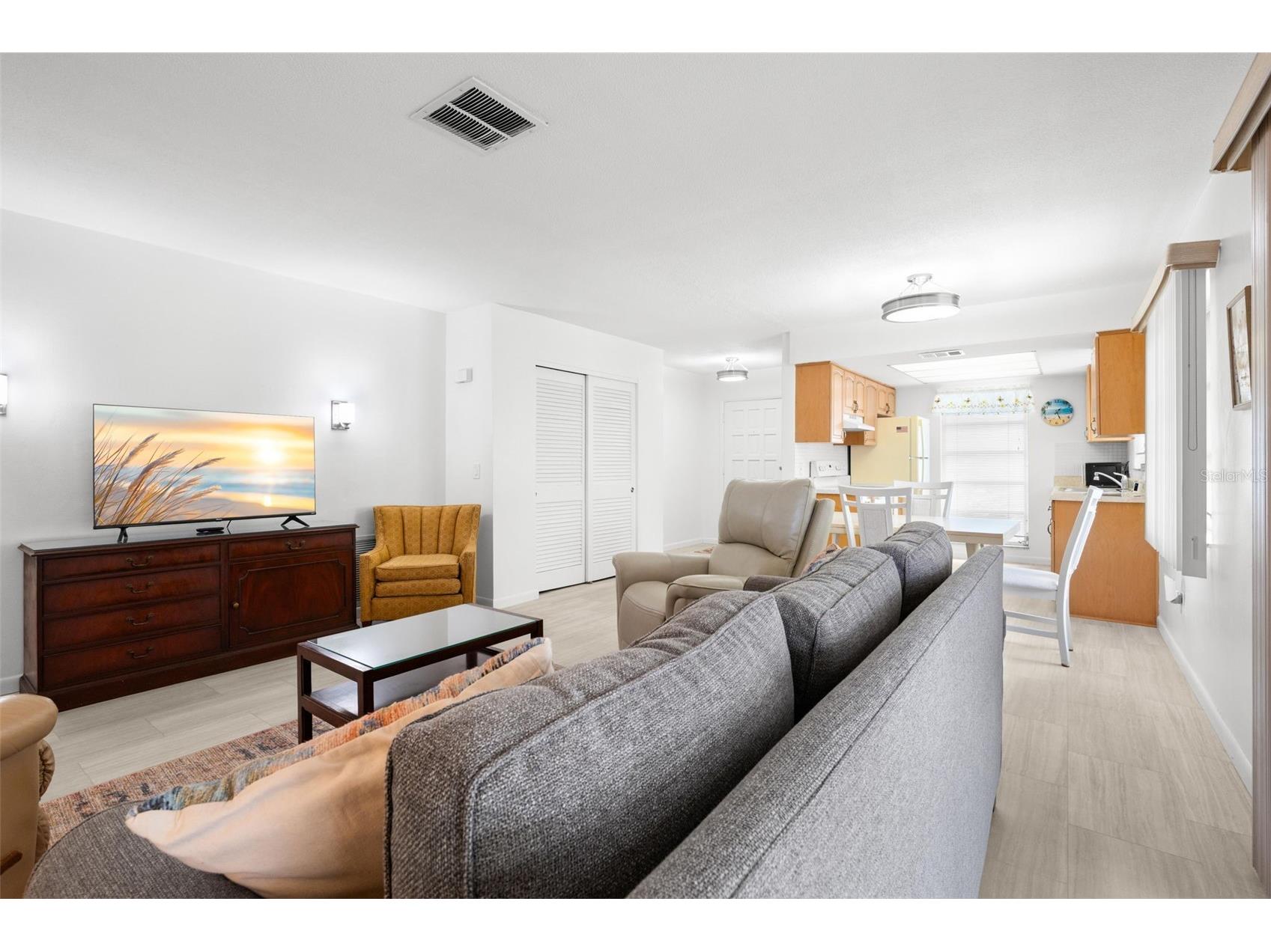 616 Heritage Lane #B Largo FL 33770 TB8496825 image6