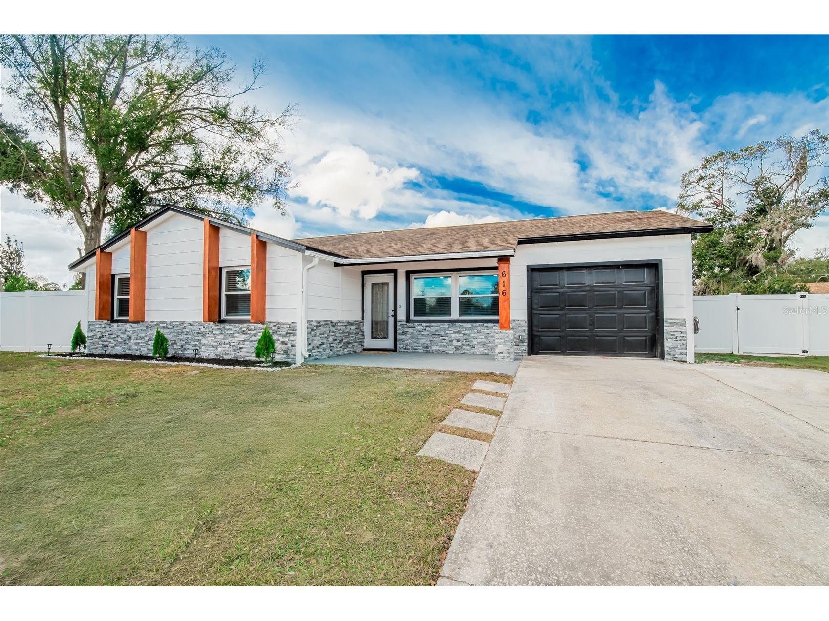 616 Highview Circle N Brandon FL 33510 TB8468813 image1