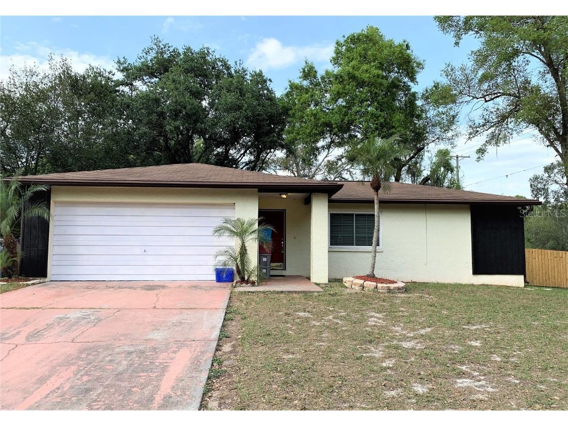 616 King Louis Court Seffner FL 33584 T3454405 image1