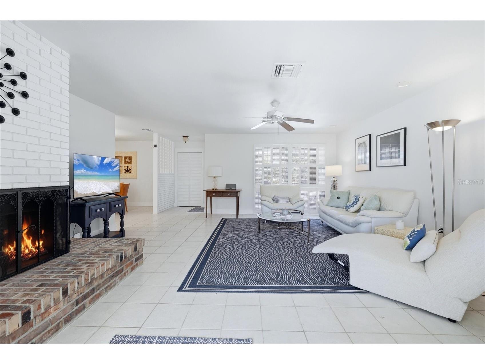 616 Lyons Lane Longboat Key FL 34228 TB8490318 image5