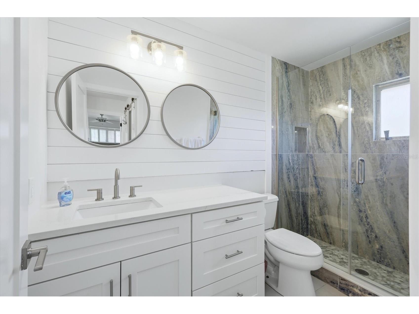 616 Lyons Lane Longboat Key FL 34228 TB8491342 image21