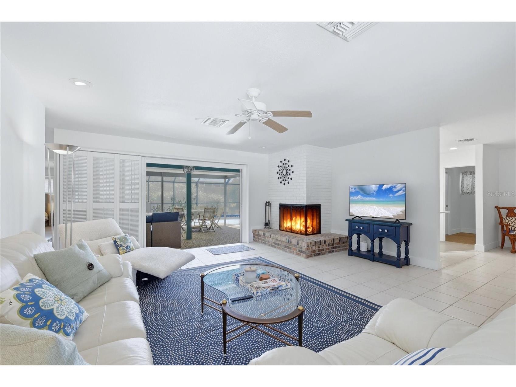 616 Lyons Lane Longboat Key FL 34228 TB8491342 image5