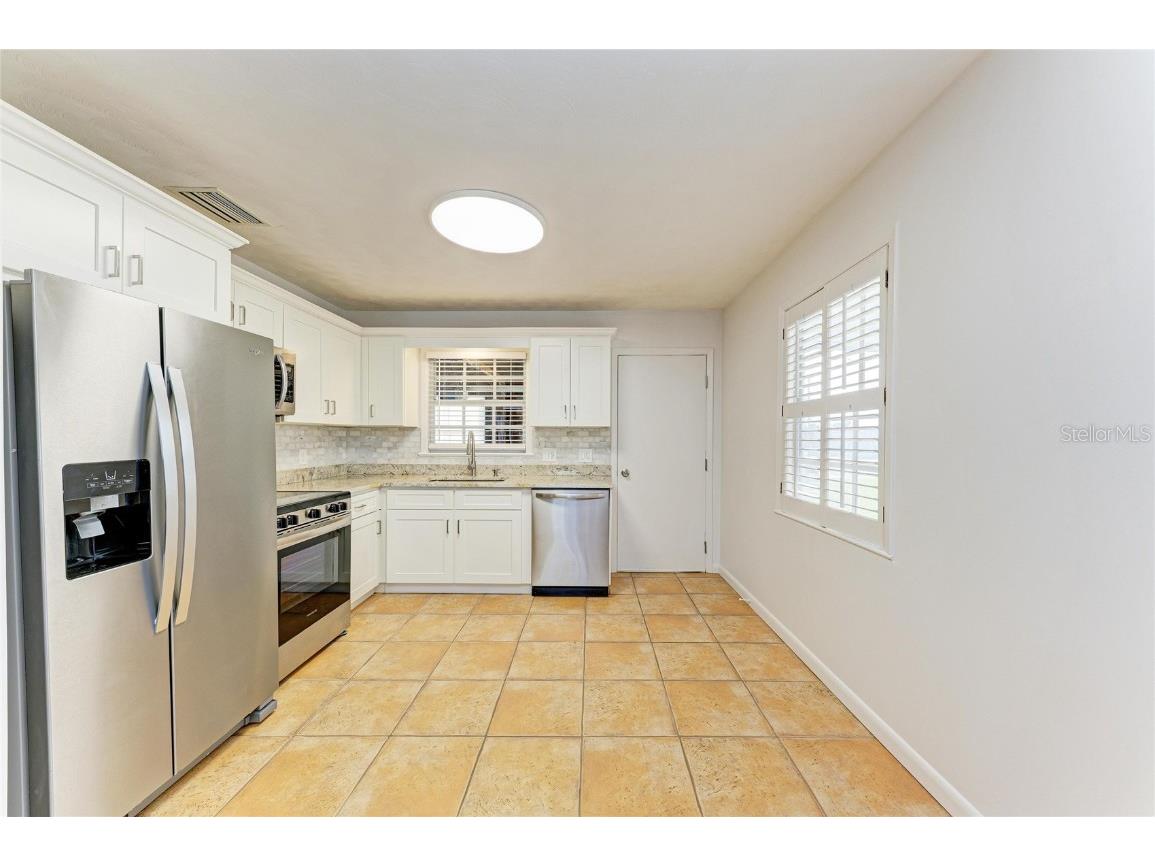 616 Palm Avenue Ellenton FL 34222 - MANATEE RIVER A4673032 image17