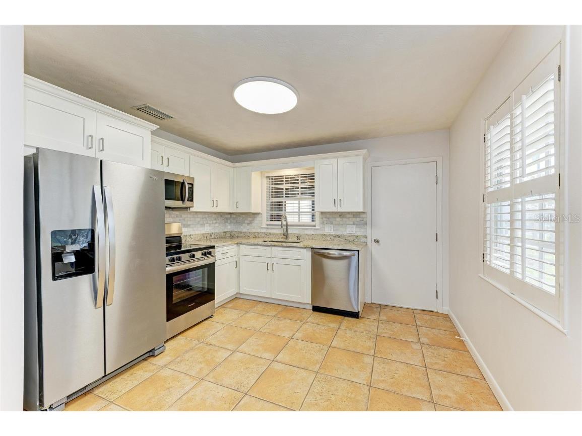 616 Palm Avenue Ellenton FL 34222 - MANATEE RIVER A4673032 image18