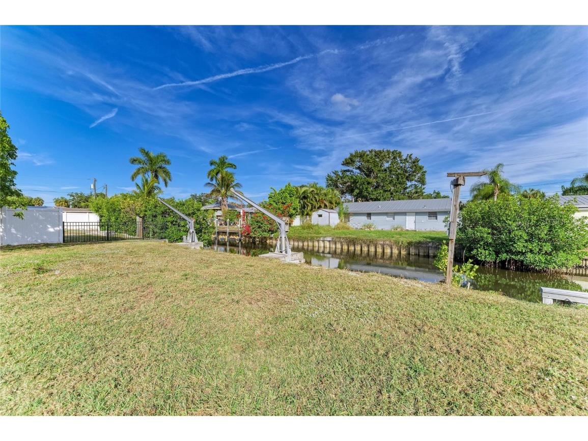 616 Palm Avenue Ellenton FL 34222 - MANATEE RIVER A4673032 image36