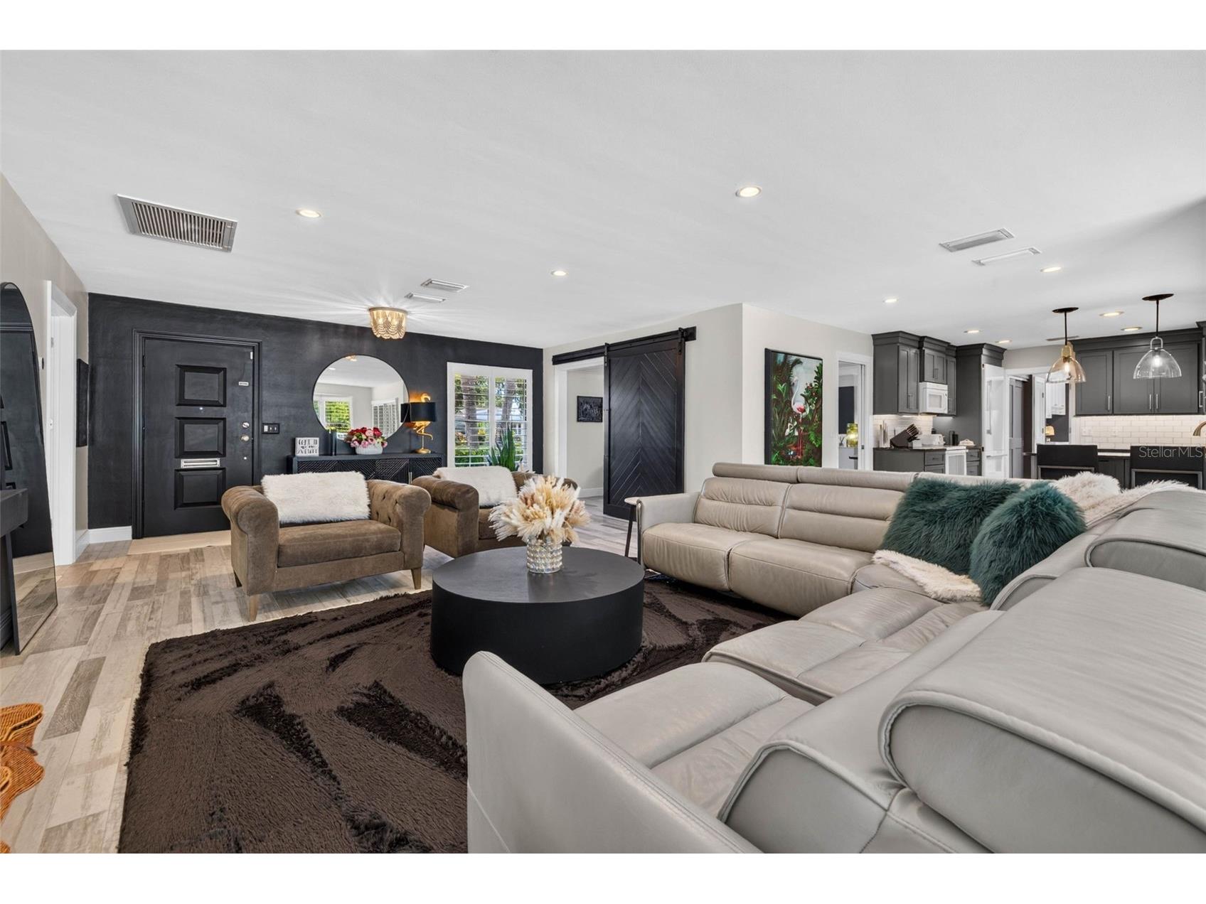 616 Pineland Avenue Belleair FL 33756 TB8523443 image5