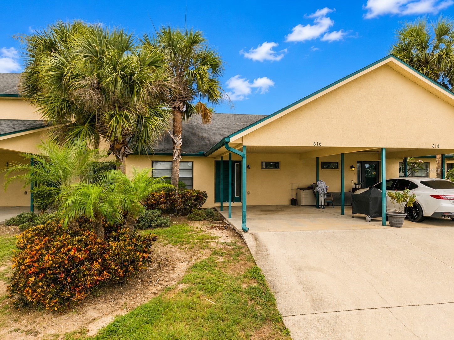 616 Yardarm Drive #8 Apollo Beach FL 33572 TB8516195 image1