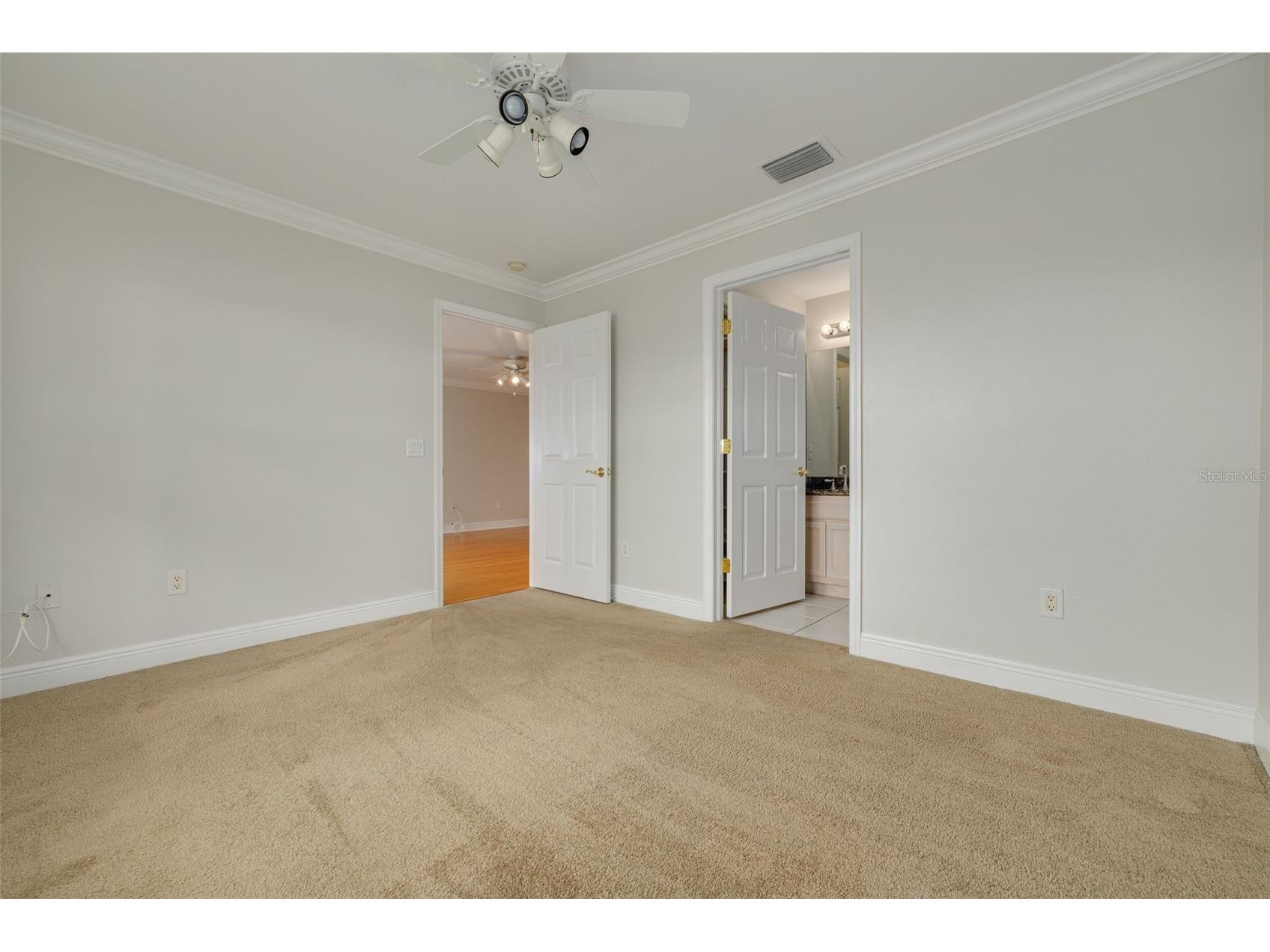616 Yardarm Drive #8 Apollo Beach FL 33572 TB8516195 image16