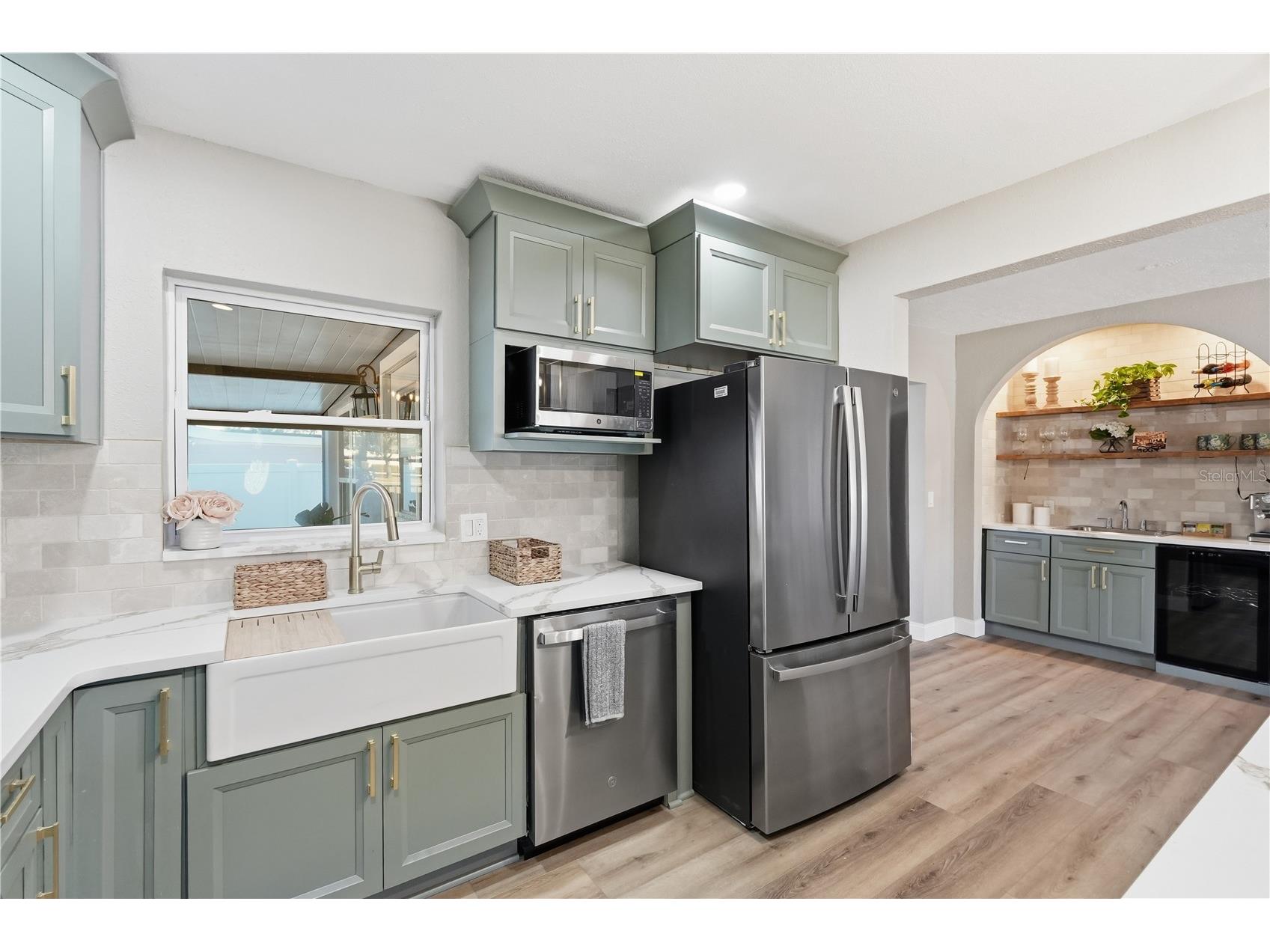 6160 22nd Avenue N Saint Petersburg FL 33710 TB8474782 image12