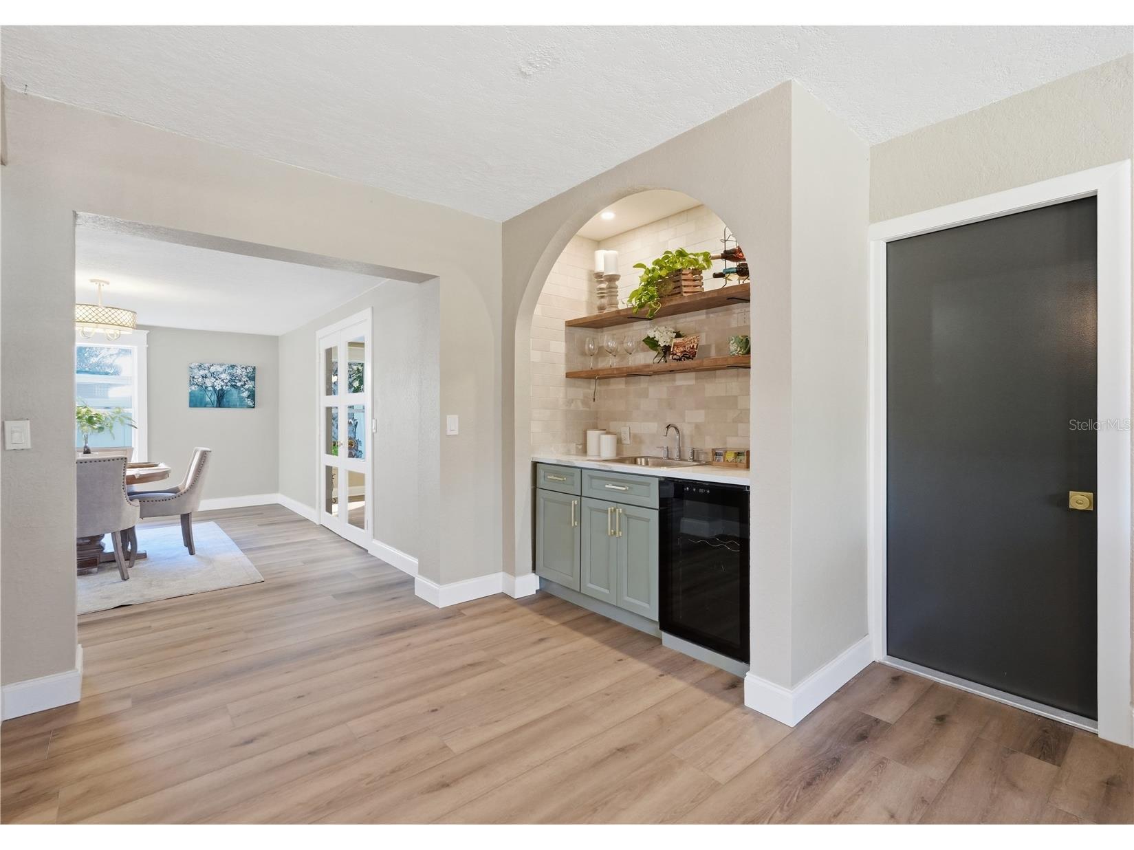 6160 22nd Avenue N Saint Petersburg FL 33710 TB8474782 image13