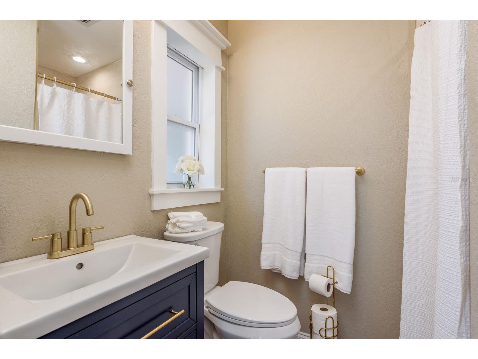 6160 22nd Avenue N Saint Petersburg FL 33710 TB8474782 image21