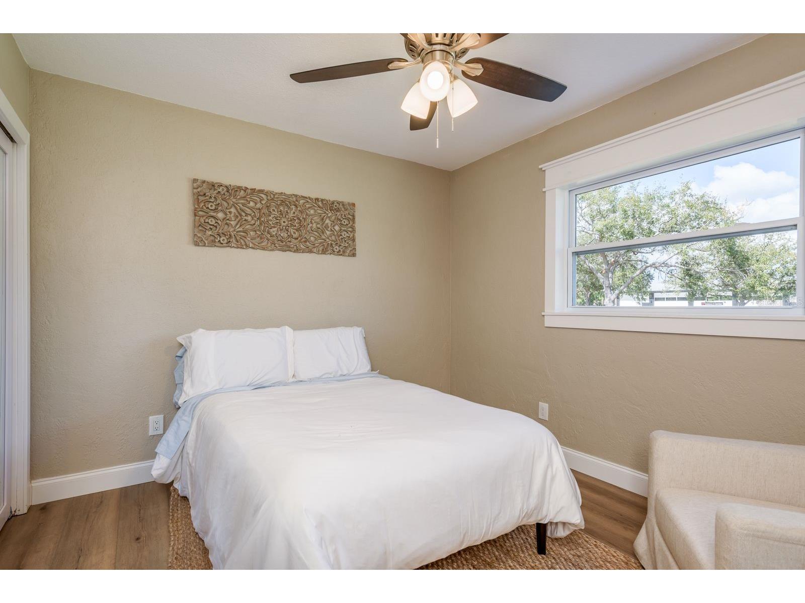 6160 22nd Avenue N Saint Petersburg FL 33710 TB8474782 image23