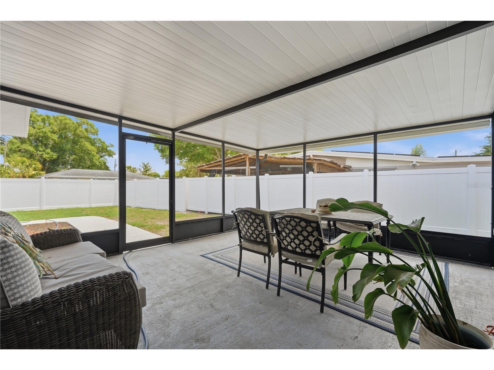 6160 22nd Avenue N Saint Petersburg FL 33710 TB8474782 image27