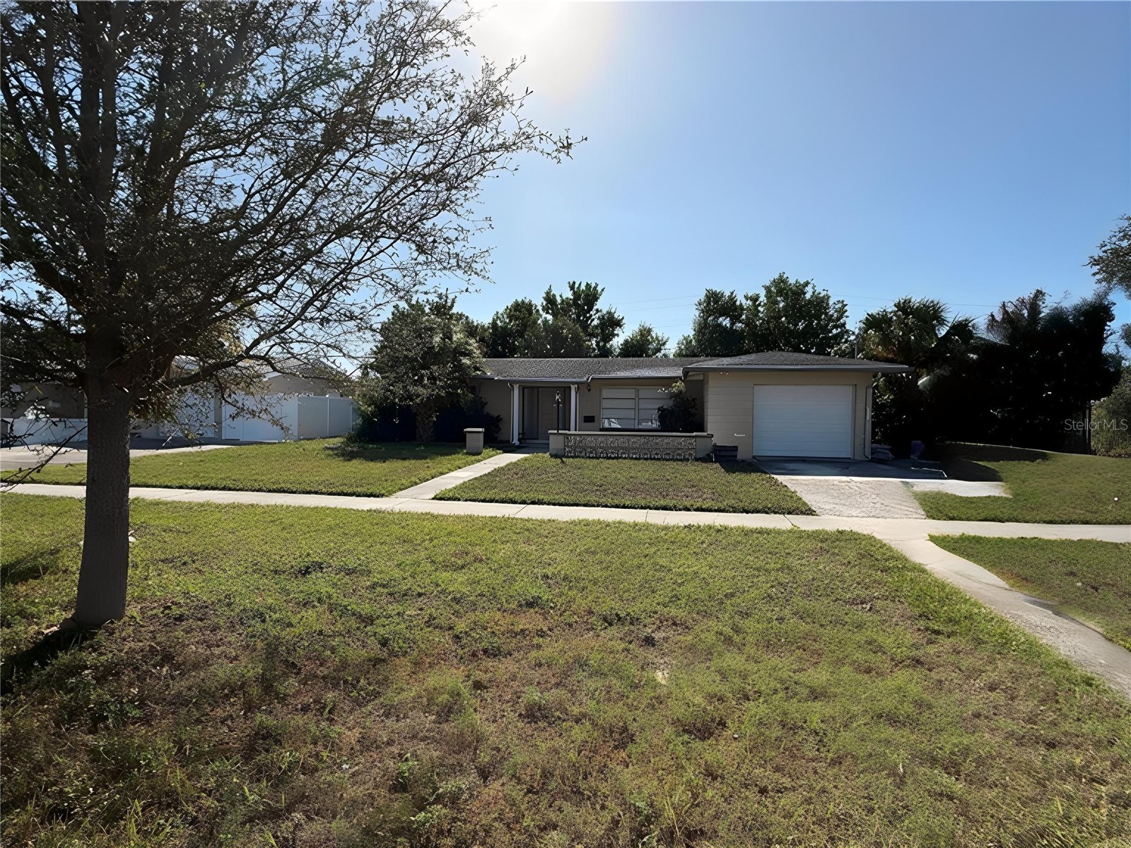 6160 30th Avenue N Saint Petersburg FL 33710 TB8455483 image1