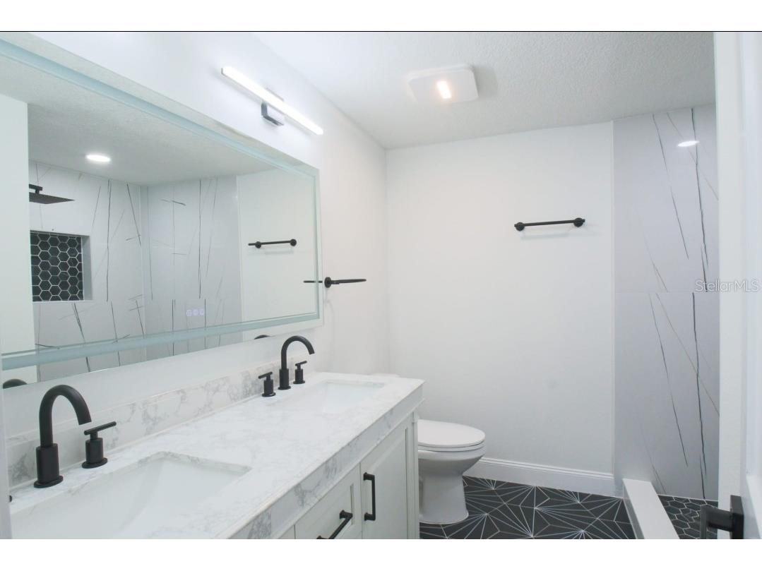 6160 71st Avenue N Pinellas Park FL 33781 A4663840 image57