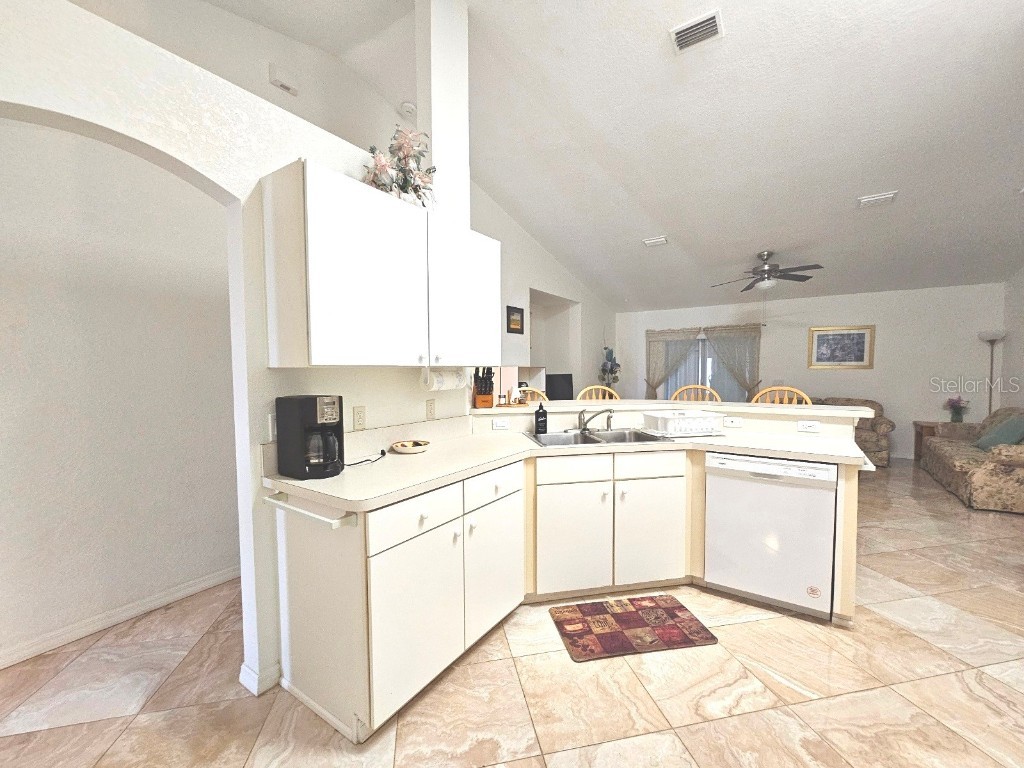 6161 Coliseum Boulevard Port Charlotte FL 33981 C7500979 image9