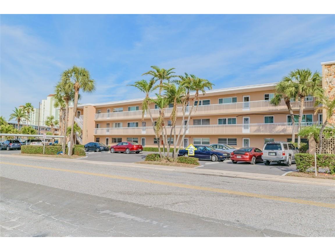 6161 Gulf Winds Drive #150 Saint Pete Beach FL 33706 U8193362 image1