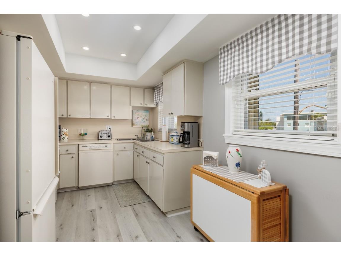 6161 Gulf Winds Drive #338 Saint Pete Beach FL 33706 - BOCA CIEGA BAY TB8368088 image8