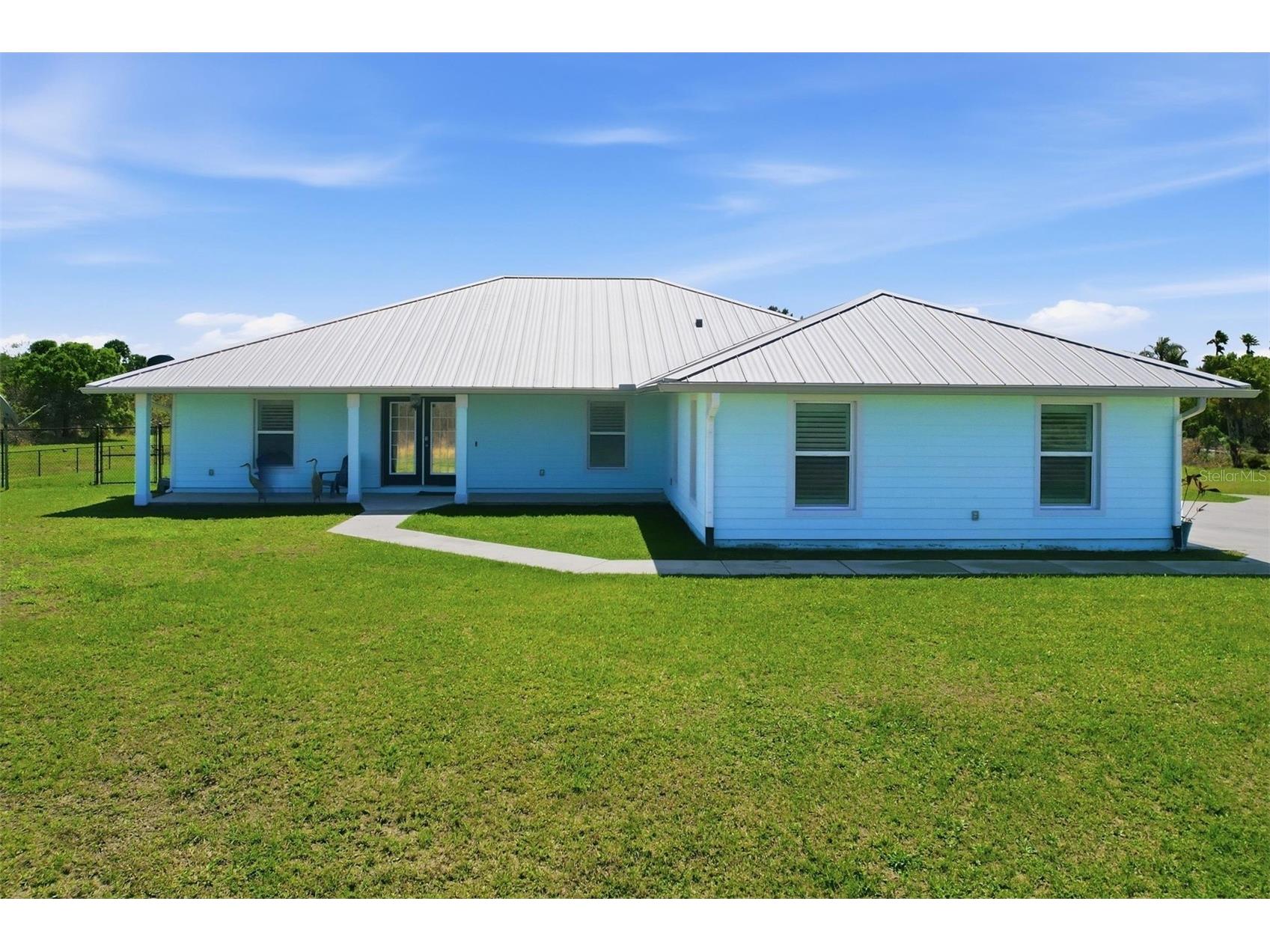 6165 1st Street SW Vero Beach FL 32968 G5109201 image1