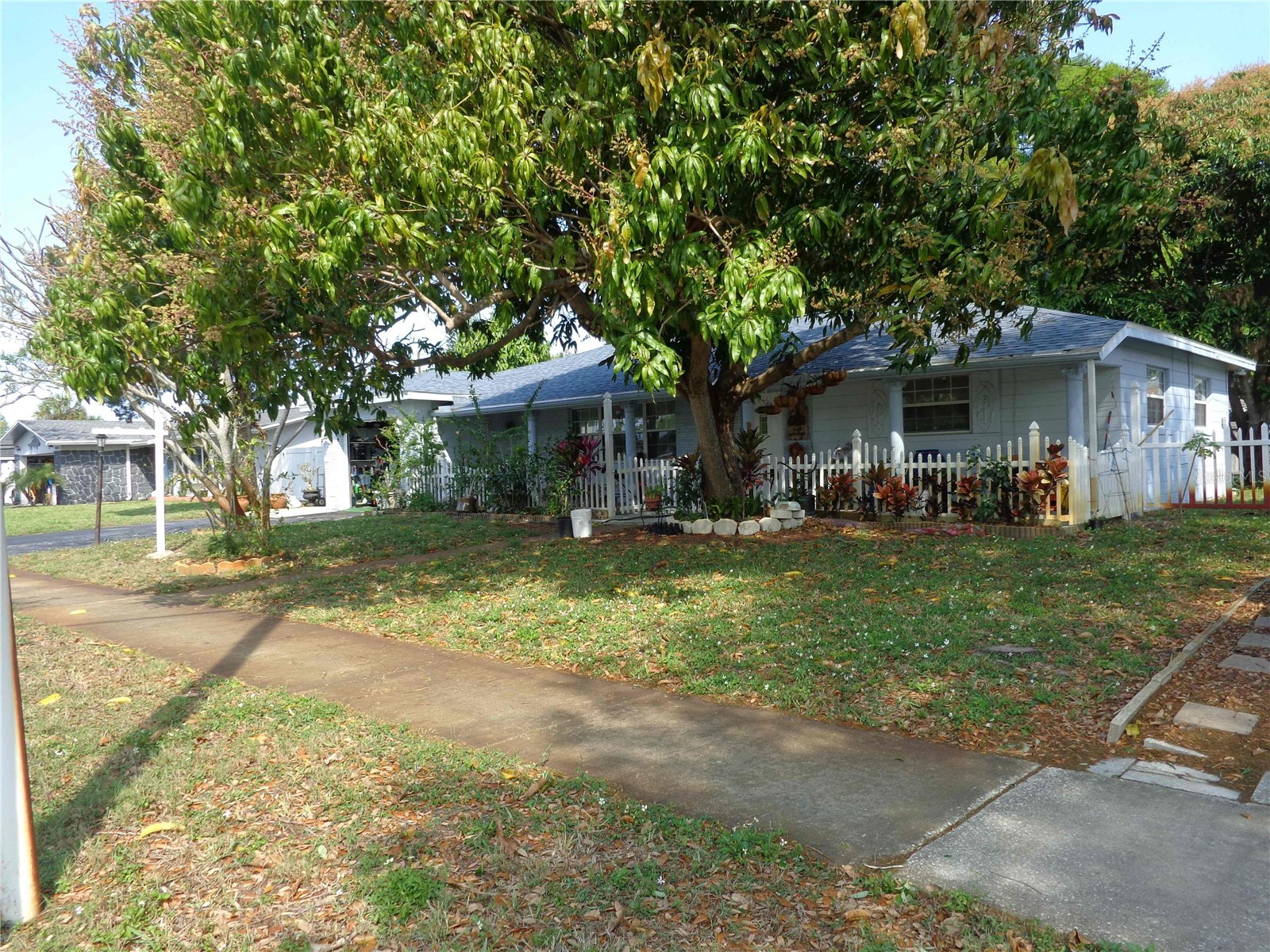 6165 26th Avenue N Saint Petersburg FL 33710 TB8487425 image3