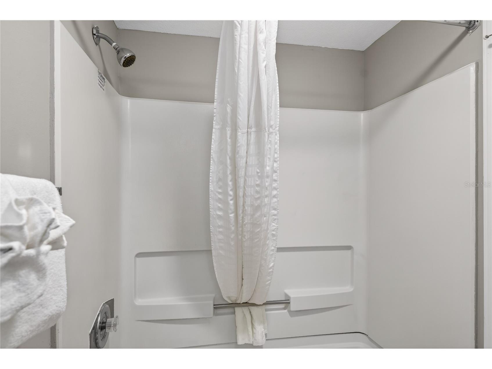 6165 Carrier Dr #3803 Orlando FL 32819 O6376640 image25