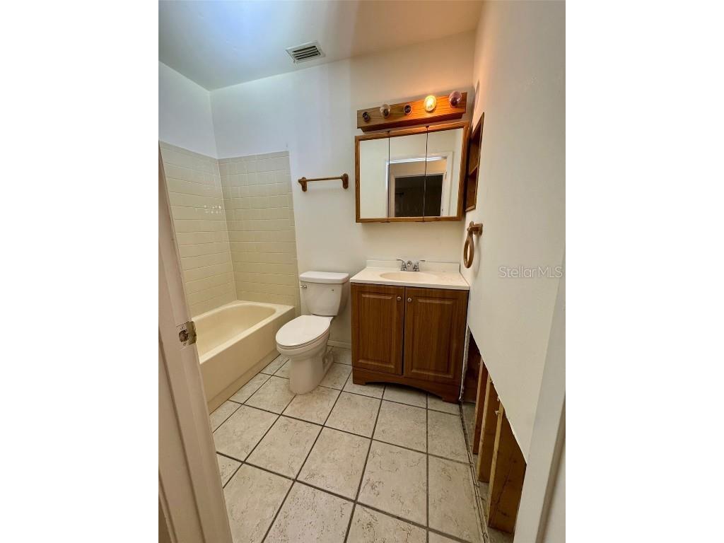 6165 Cedarbrook Drive N Pinellas Park FL 33782 TB8455212 image11