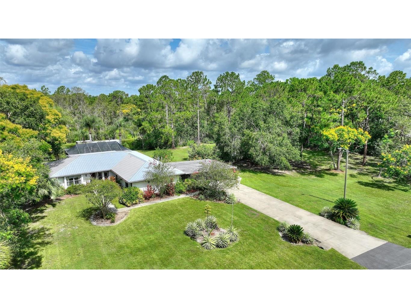 6168 Arborea Drive Indian Lake Estates FL 33855 - LAKE WALK IN WATER TB8403423 image49