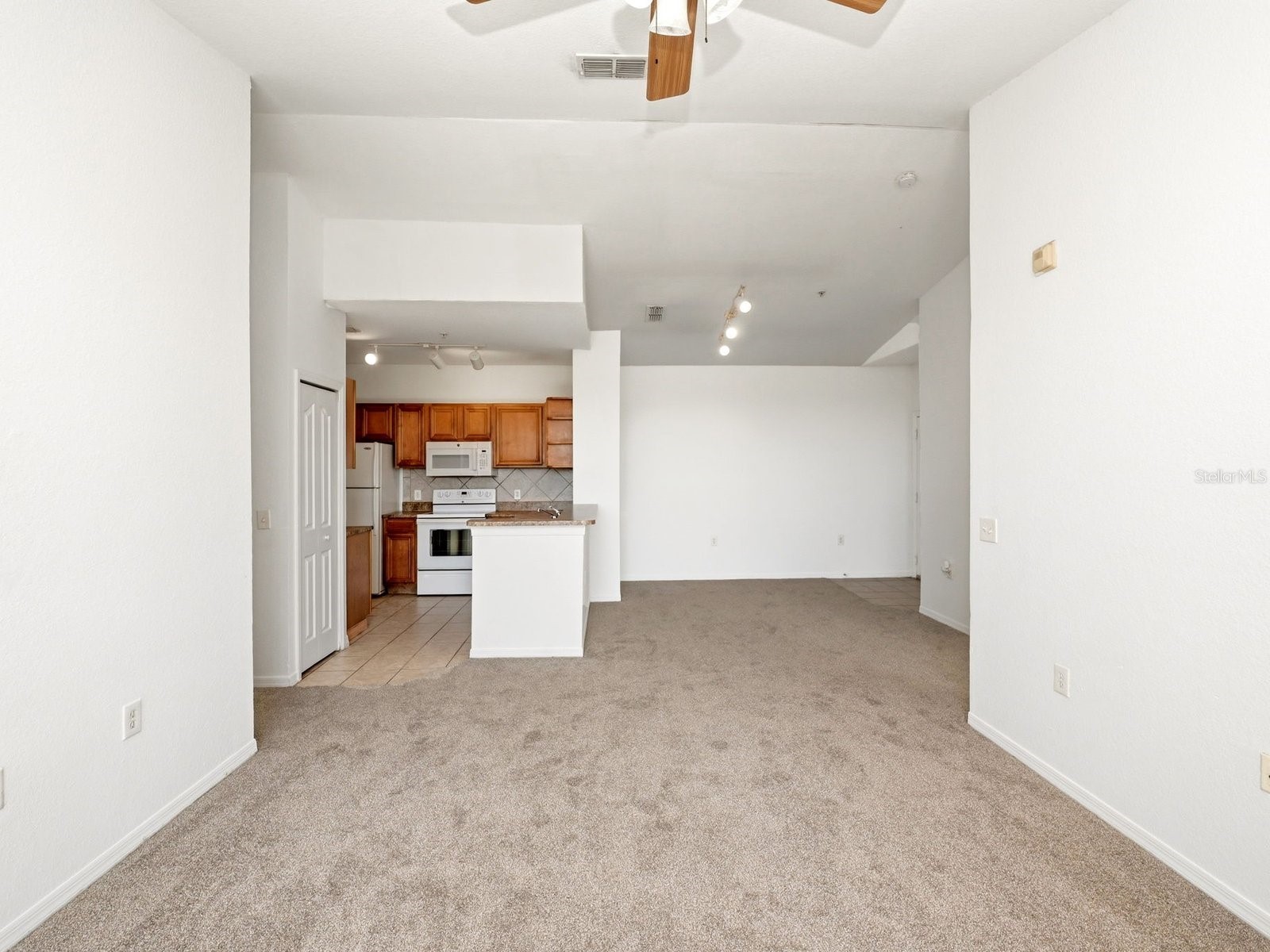 6169 Metrowest Boulevard #305 Orlando FL 32835 O6396780 image14