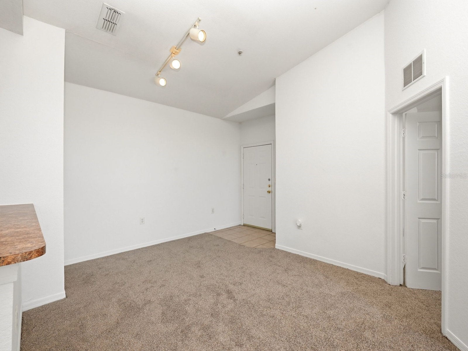 6169 Metrowest Boulevard #305 Orlando FL 32835 O6396780 image9