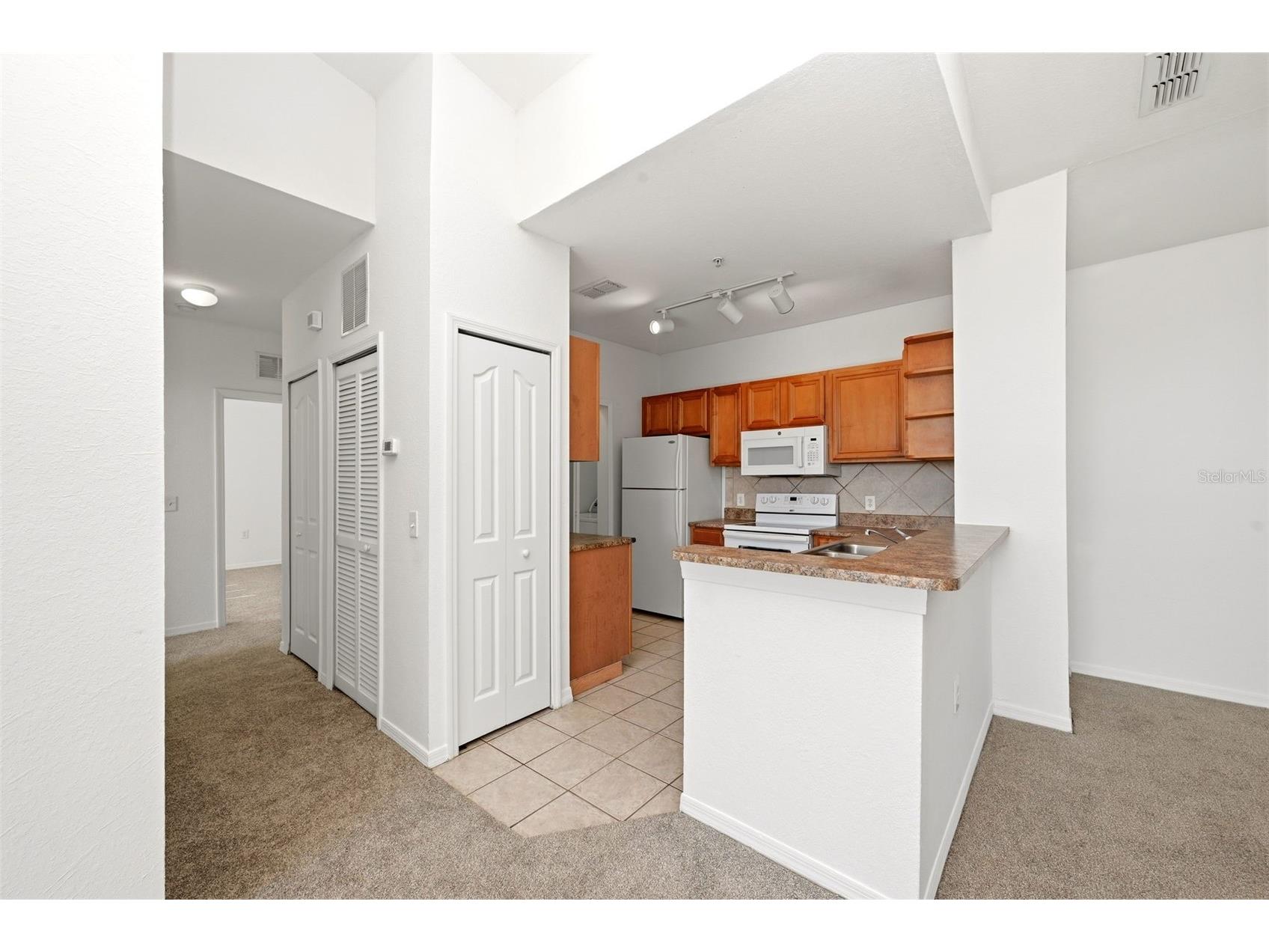 6169 Metrowest Boulevard #305 Orlando FL 32835 O6417967 image10