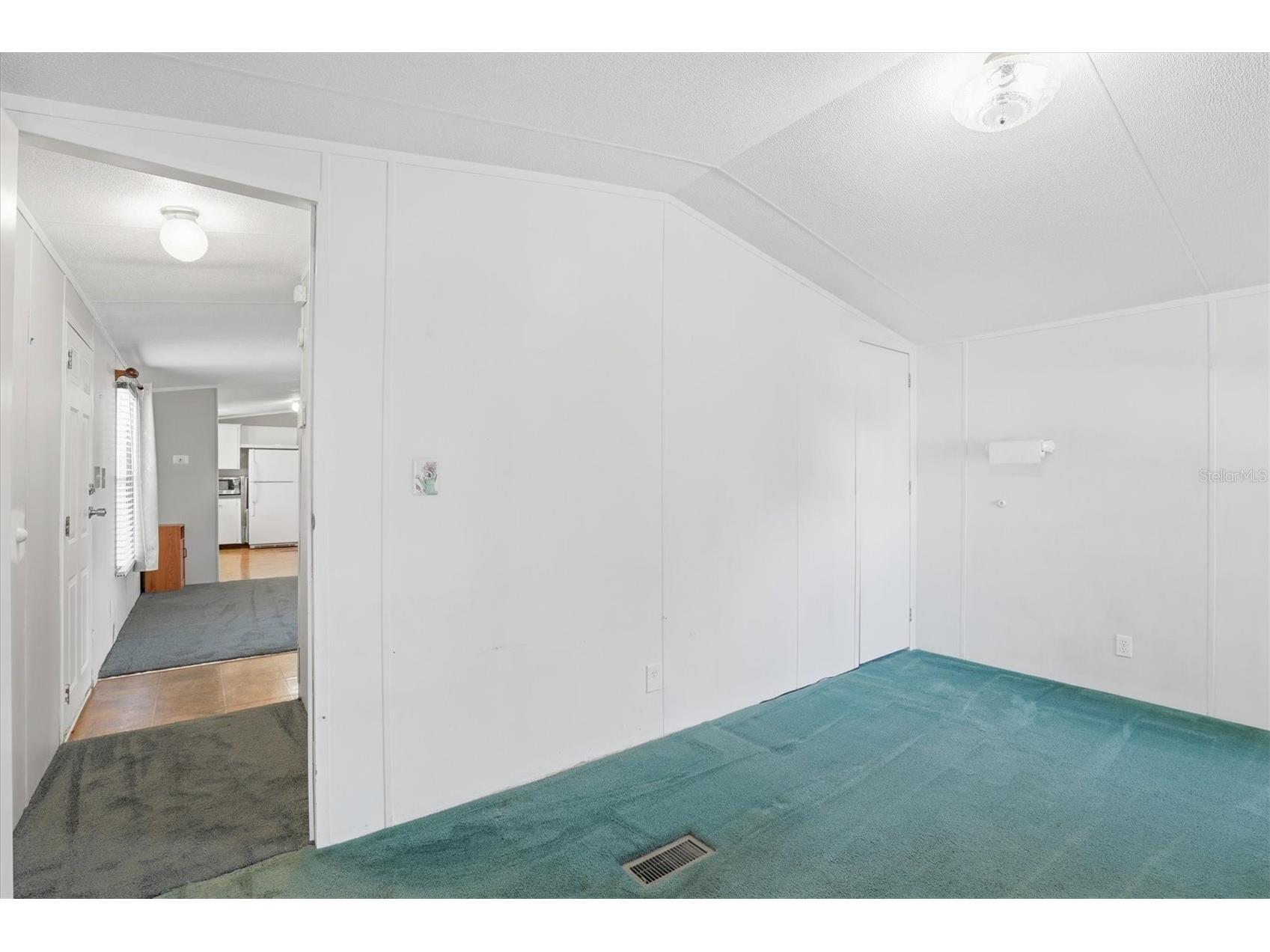 6169 Waverly Road Weeki Wachee FL 34607 - WEEKI WACHEE RIVER CANAL W7884987 image42
