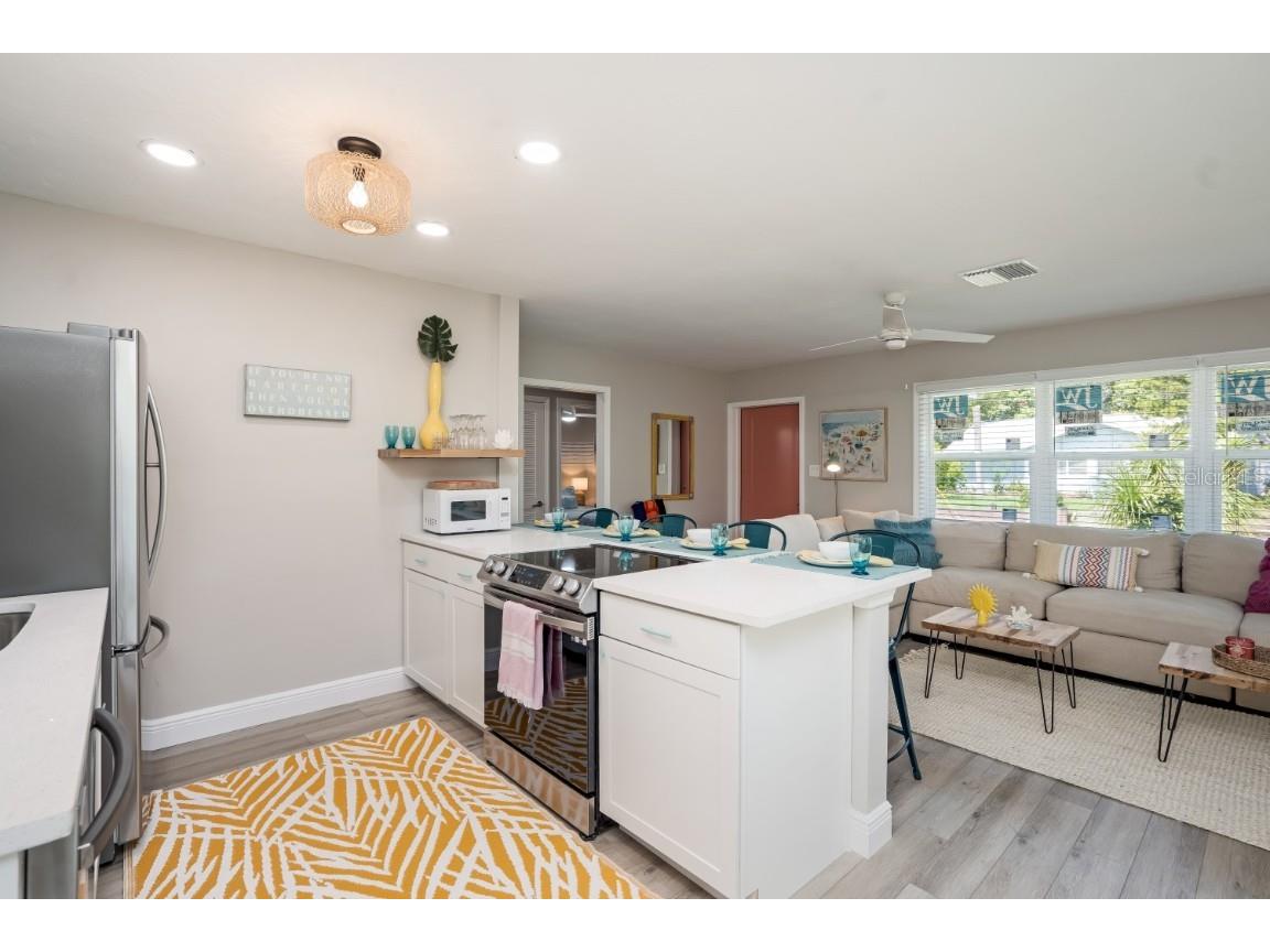 617 26th Street W Bradenton FL 34205 A4546622 image12