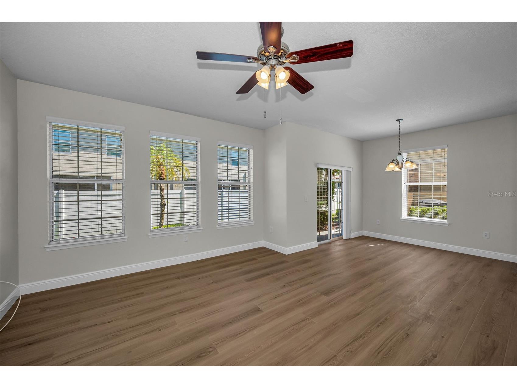 617 52nd Avenue N Saint Petersburg FL 33703 TB8506011 image13
