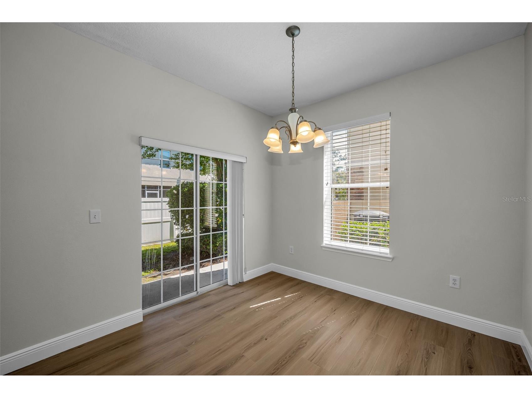 617 52nd Avenue N Saint Petersburg FL 33703 TB8506011 image16