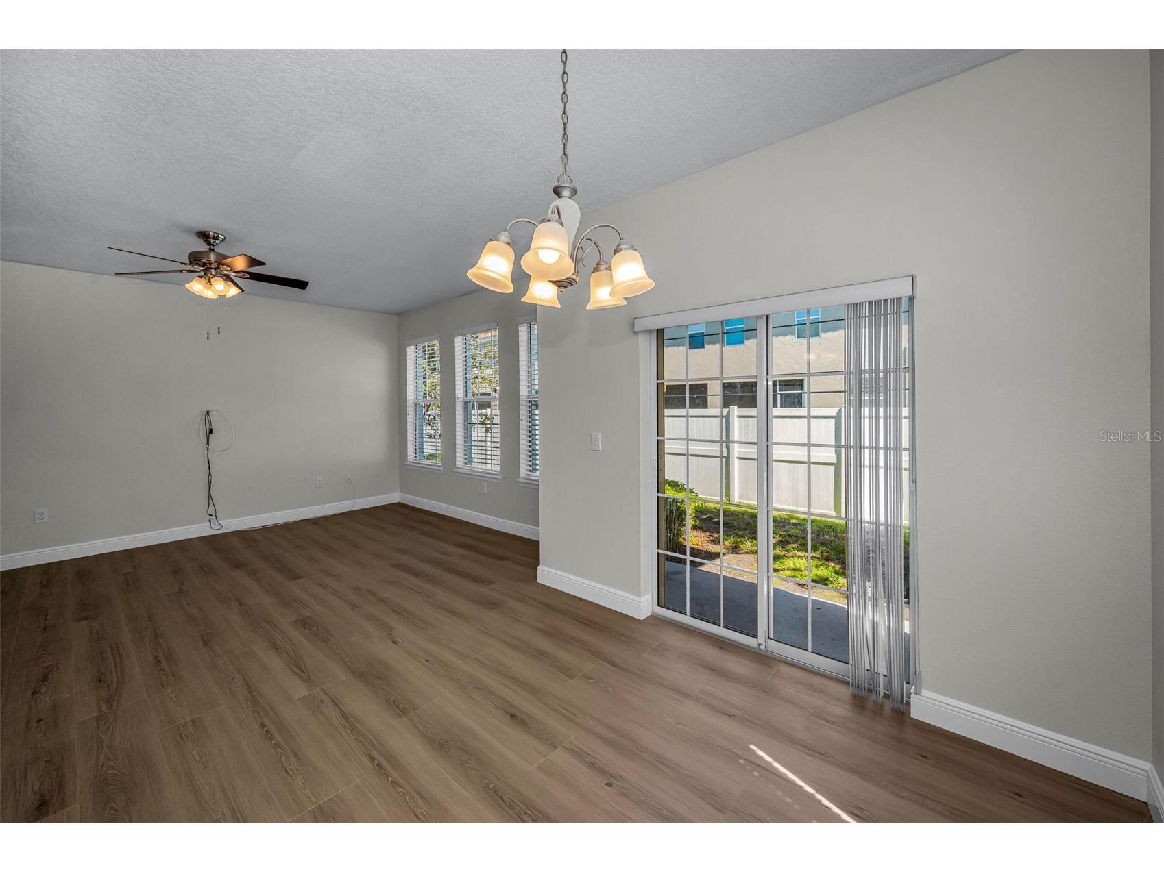 617 52nd Avenue N Saint Petersburg FL 33703 TB8506011 image17