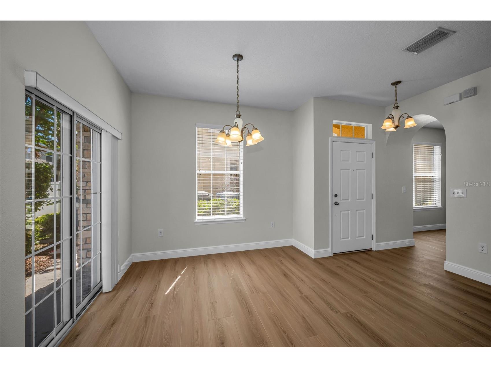 617 52nd Avenue N Saint Petersburg FL 33703 TB8506011 image19