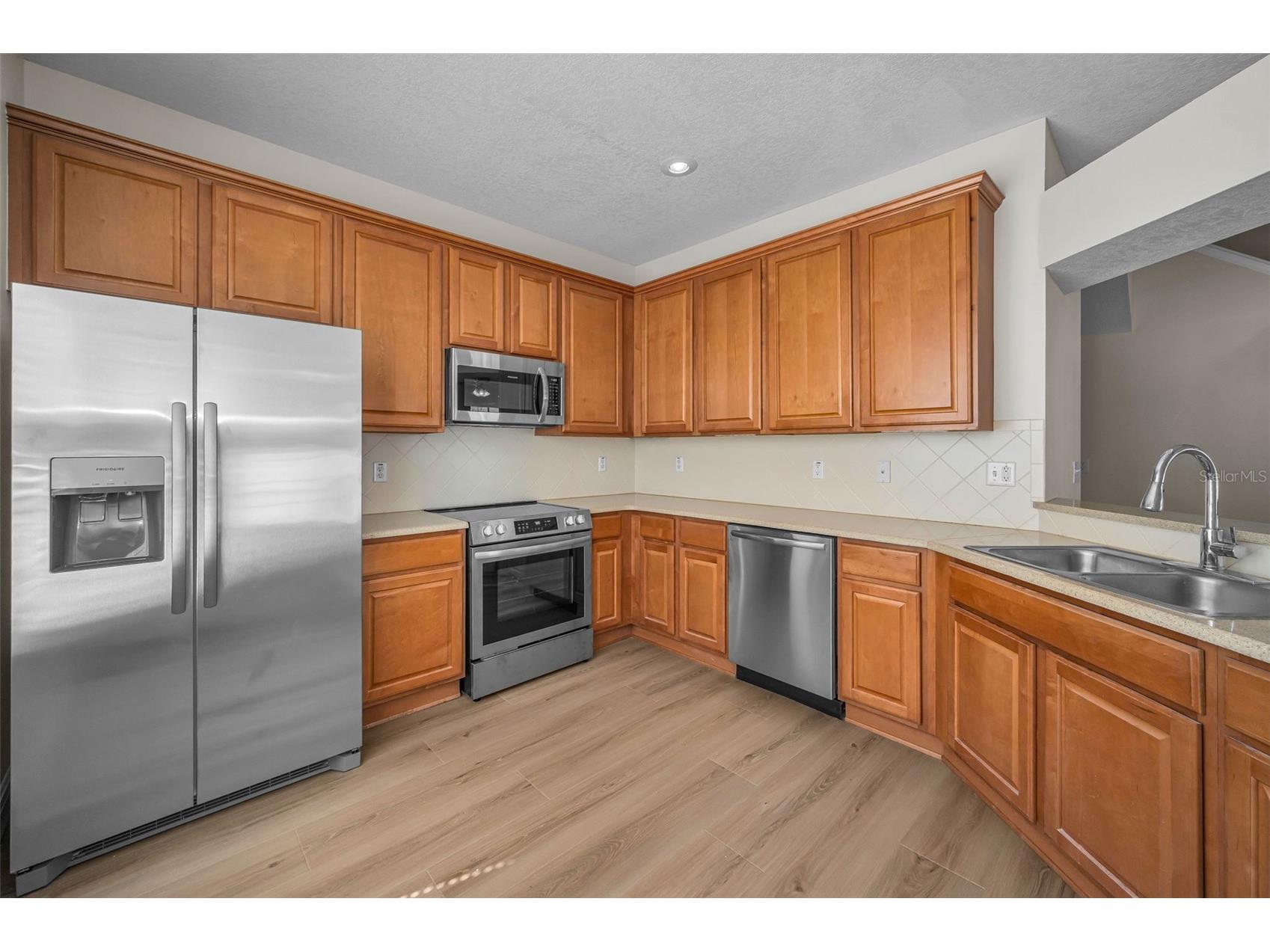 617 52nd Avenue N Saint Petersburg FL 33703 TB8506011 image22