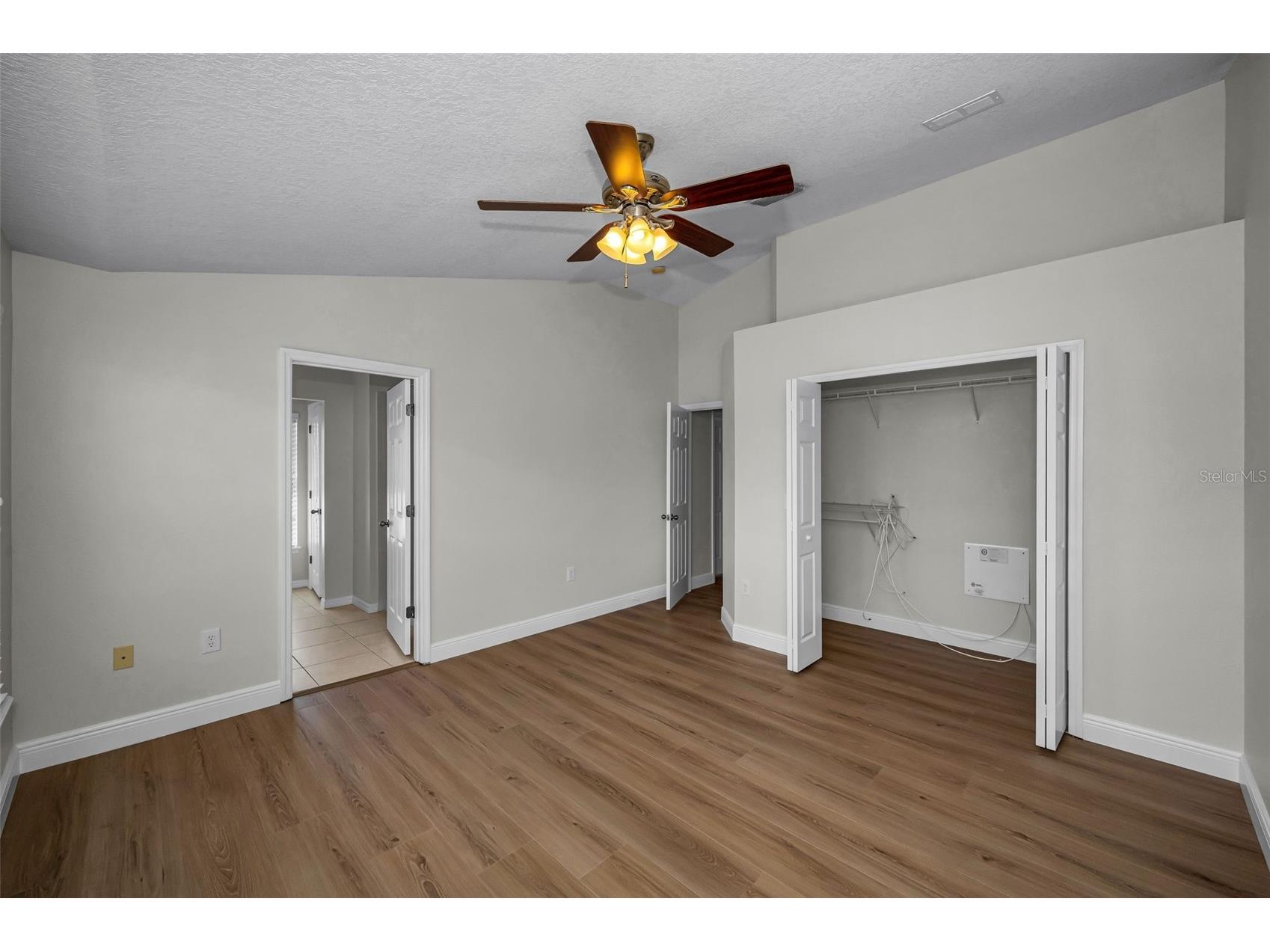 617 52nd Avenue N Saint Petersburg FL 33703 TB8506011 image33
